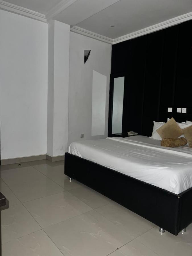 Grand Palazzo Hotel Gwarimpa Abuja Bagian luar foto