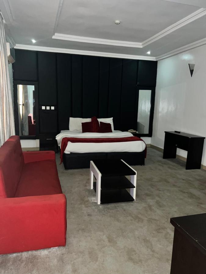 Grand Palazzo Hotel Gwarimpa Abuja Bagian luar foto