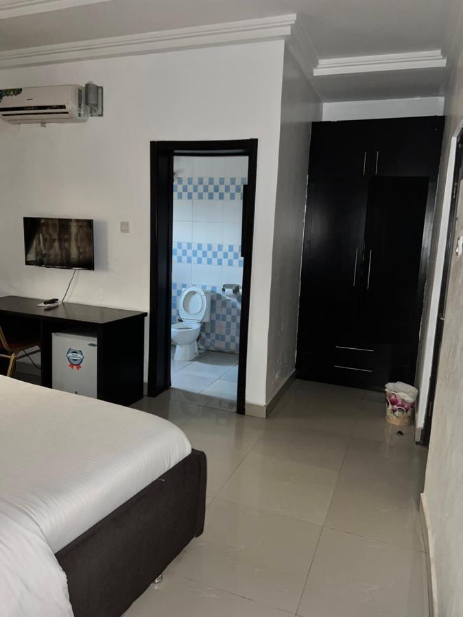 Grand Palazzo Hotel Gwarimpa Abuja Bagian luar foto