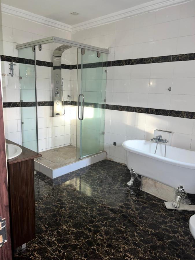 Grand Palazzo Hotel Gwarimpa Abuja Bagian luar foto